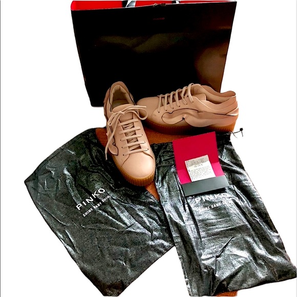 SOLD PINKO Italian Leather Calfskin Shoes plus two bag covers NEW - Picture 6 of 10